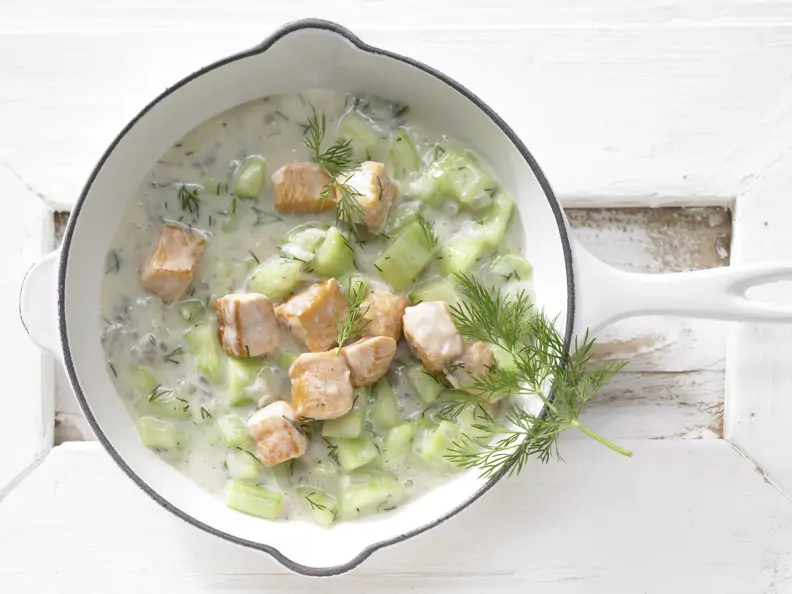Lachs-Gurken-Pfanne