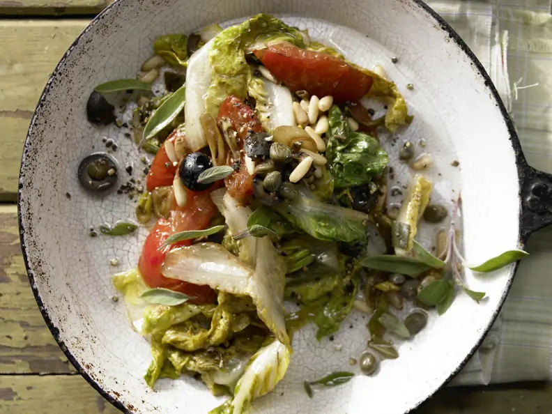 Geschmorter Römersalat