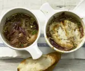 Zwiebelsuppe