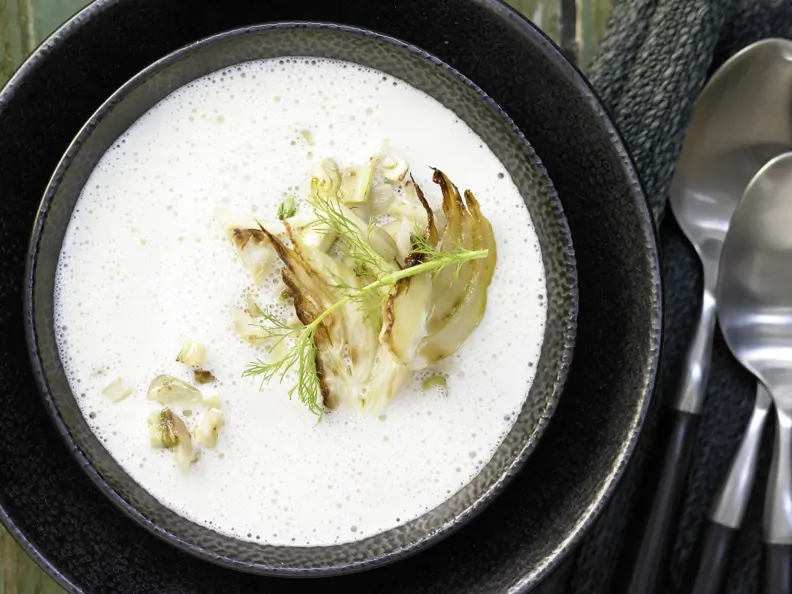 Apfel-Sellerie-Suppe