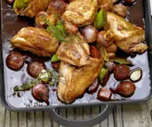 Geschmortes Hähnchen in Rotwein