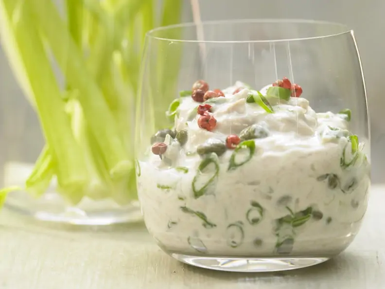 Sellerie-Sticks mit Thunfischcreme