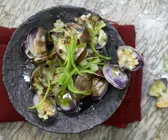 Marinierte Venusmuscheln