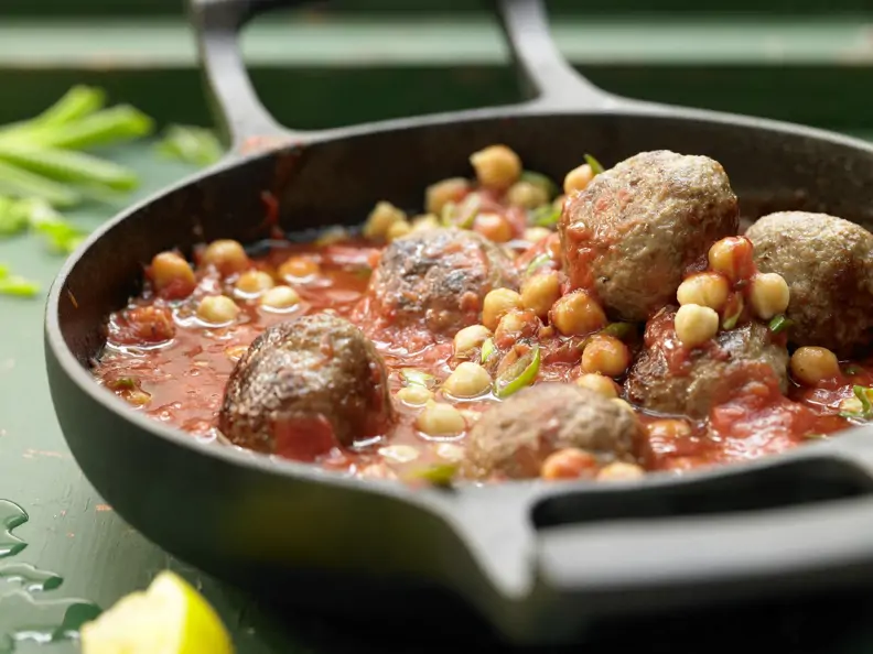 Lammhackbällchen-Ragout