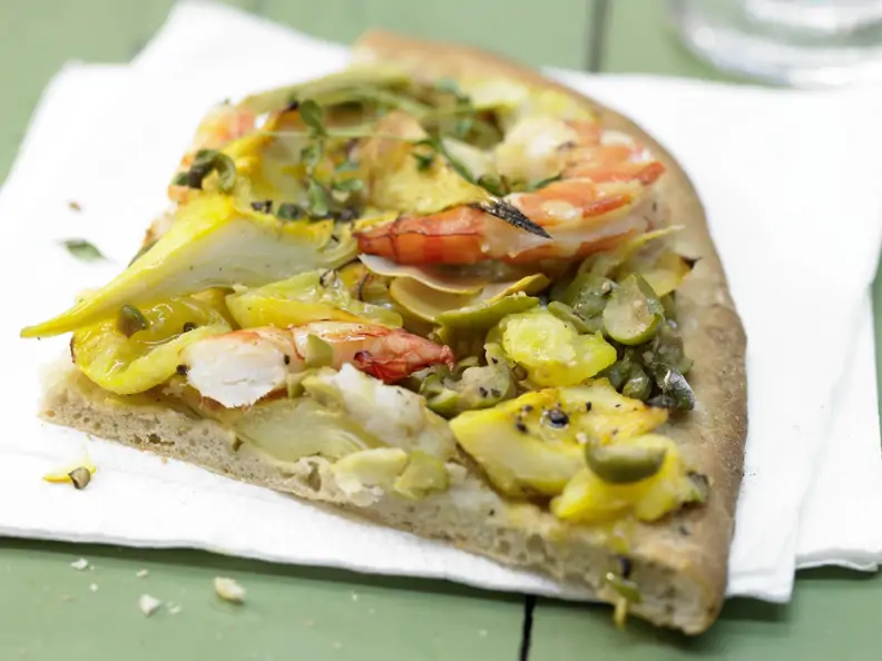 Garnelen-Pizza mit Artischockenherzen