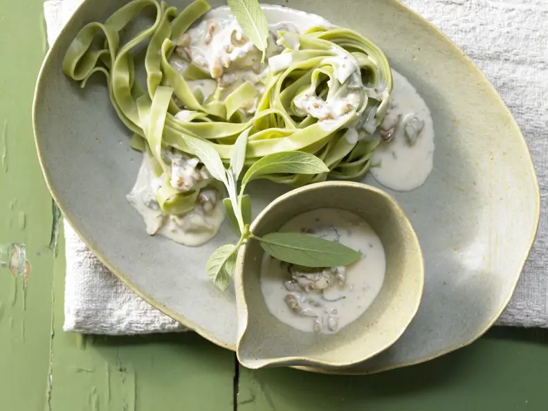 Bandnudeln mit Gorgonzolasauce