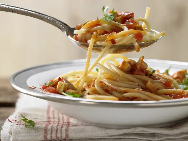 Pasta mit Tomatensauce