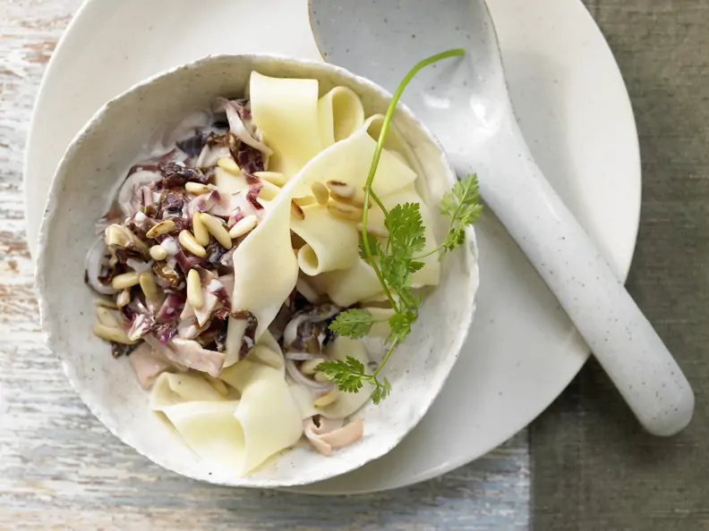 Bandnudeln mit Radicchio