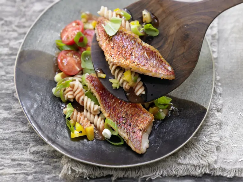 Nudel-Gemüse-Salat