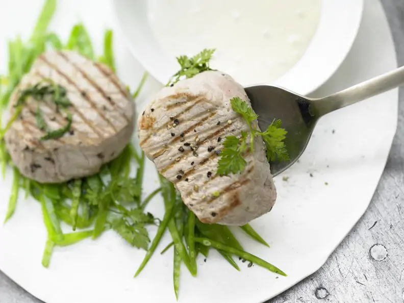 Gedämpfte Kalbsfiletsteaks