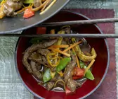 Rindfleisch aus dem Wok