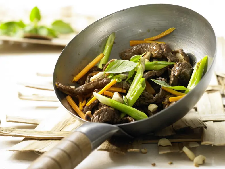 Rindfleisch-Shiitake-Wok