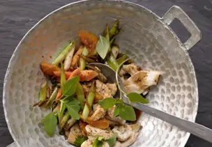 Hähnchen aus dem Wok