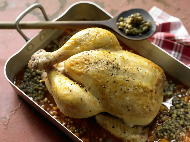 Brathähnchen auf Linsen