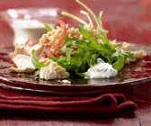 Lauwarmer Hähnchen-Nudel-Salat