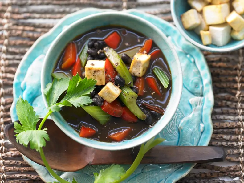 Schwarze Bohnensuppe