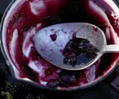 Brombeer-Holunder-Gelee mit Zitronensaft