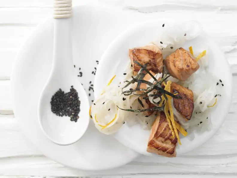 Lachs im Rettichnest