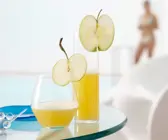 Pikanter Apfel-Ananas-Saft