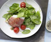 Spinatsalat mit Zander