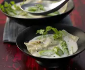 Leichte Kokossuppe