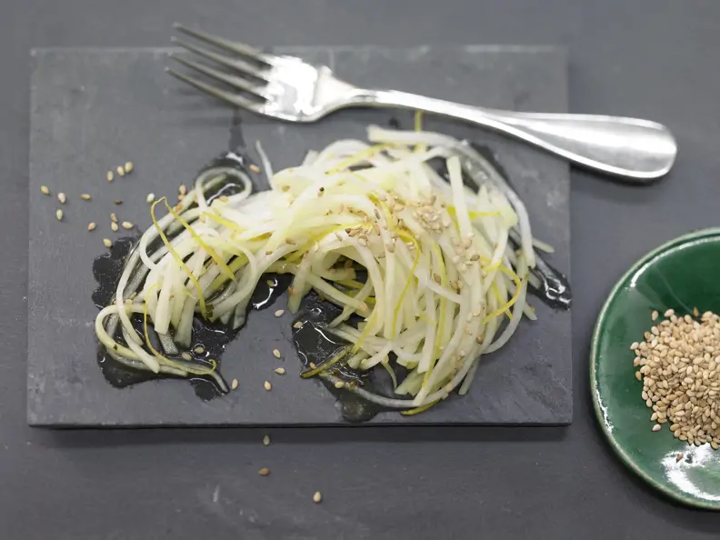 Kohlrabi-Rohkost