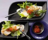 Wolfsbarschfilets mit Keta-Kaviar