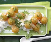 Melonensalat auf Frischkäse