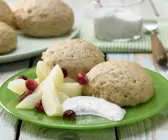 Gedämpfte Dinkelbällchen