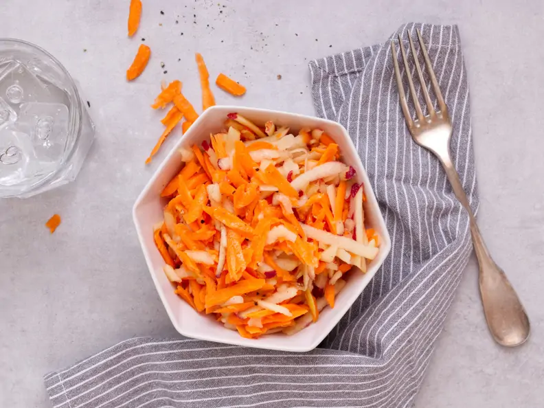 Apfel-Möhren-Salat