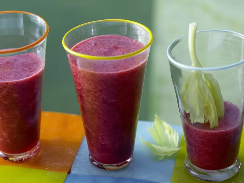 Apfel-Kirsch-Cocktail