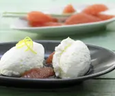 Zitronenmousse mit Grapefruit