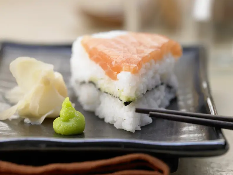 Sushi-Torte
