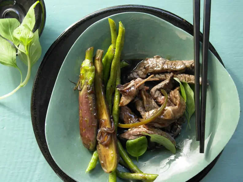 Rindfleisch-Bohnen-Wok