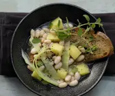 Französische Kohl-Bohnen-Suppe