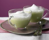 Süppchen von grünem Spargel