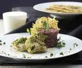 Kalbstatar mit Seeteufelbäckchen