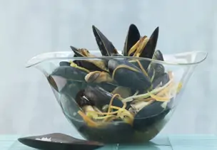 Muscheln in Asia-Aromen gedünstet