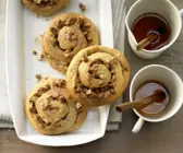 Zimtschnecken mit Nüssen