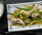 Pfannengerührtes Hähnchenfilet