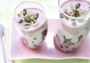 Beeren-Joghurt-Schichtdessert