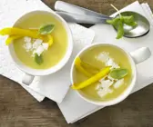 Paprika-Polenta-Suppe