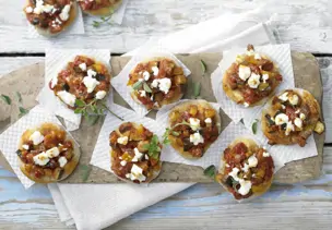 Minipizzen mit Paprikagemüse