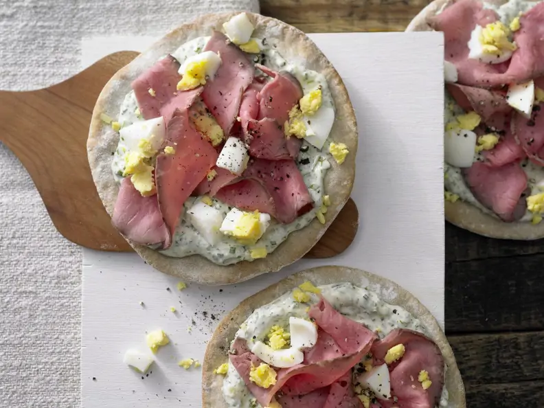 Pizza mit Roastbeef