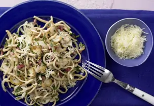Petersilien-Käse-Spätzle