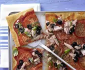 Tomaten-Thunfisch-Pizza