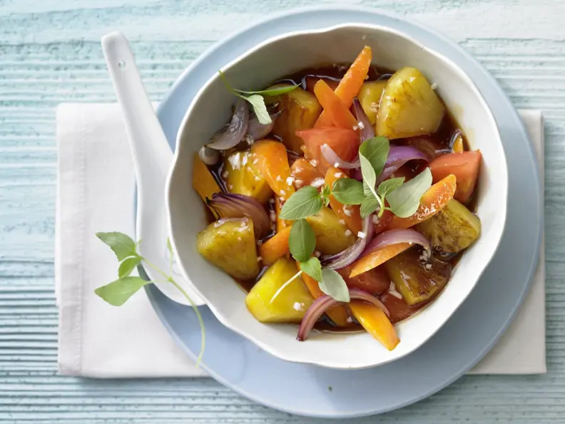 Wok-Gemüse mit Ananas