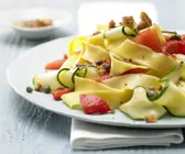 Paprika-Zucchini-Nudeln