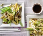 Asiatische Gemüsenudeln