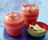Tomaten-Paprika-Cocktail